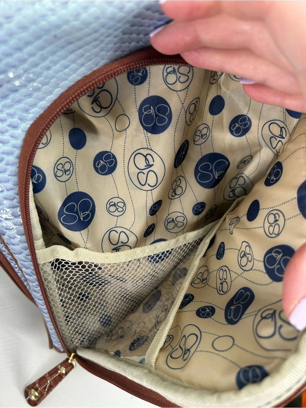 Samantha Brown travel tote